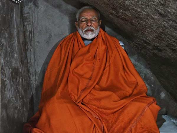 பனிக்குகை தியானம்