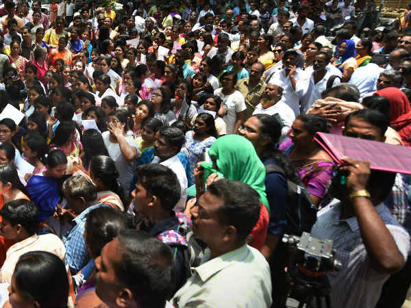 வினாத்தாள் எளிமை
