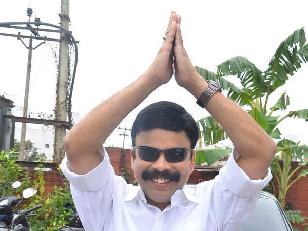 பவர் ஸ்டார் சீனிவாசன்