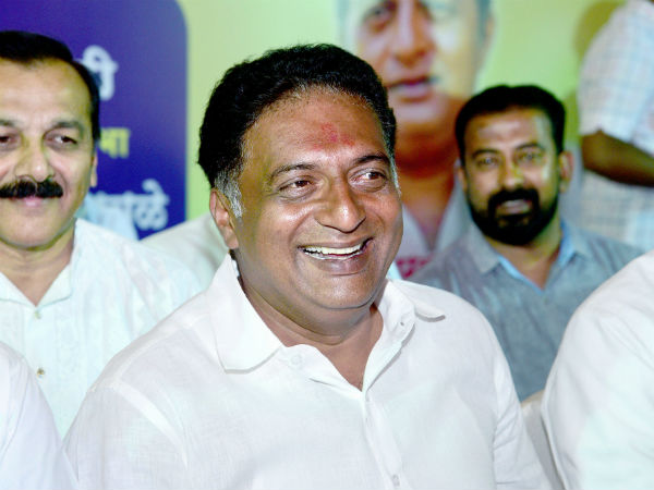 Prakash Raj in Delhi to campaign for AAP Prakash Raj in Delhi to campaign for AAP