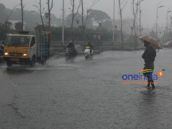 2 days before has started Southwest Monsoon rain in Andaman 2 days before has started Southwest Monsoon rain in Andaman