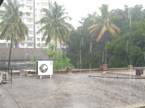 Rain lashes north Bangalore Rain lashes north Bangalore