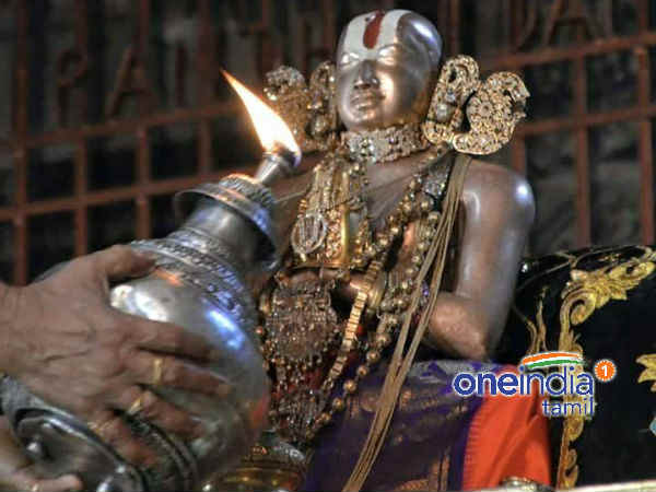 புரட்சித்துறவி ராமானுஜர்