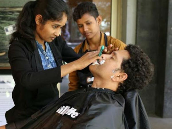 பெண்களிடம்