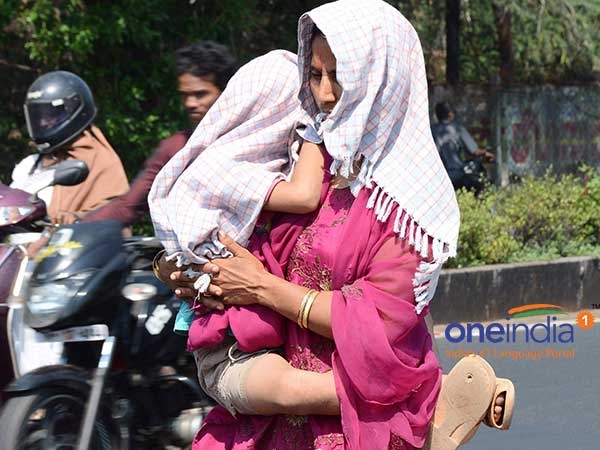 வீட்டுக்குள் முடக்கம்