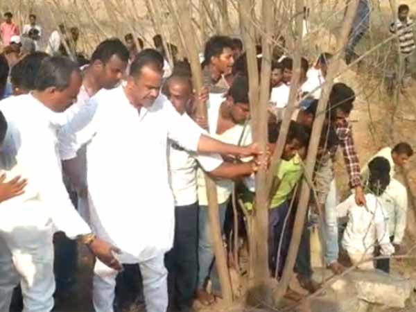 அதேபோல்