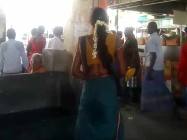 Transgenders attack passengers in Puducherry bus station Transgenders attack passengers in Puducherry bus station