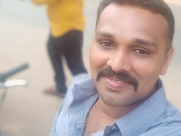 Two policemen are shifting to the Armed Forces for fighting Two policemen are shifting to the Armed Forces for fighting