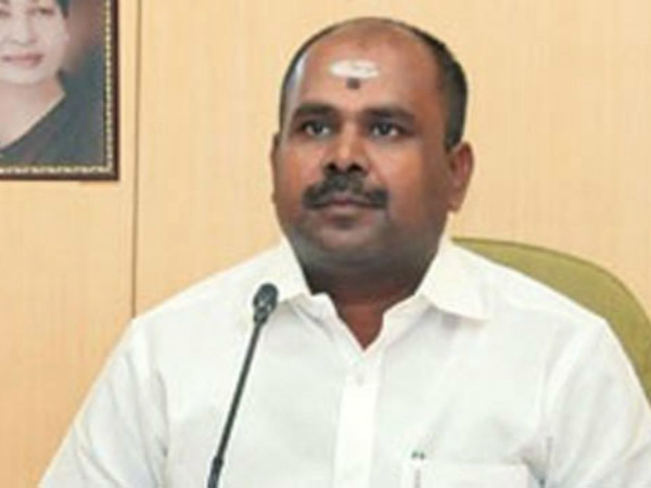அமைச்சர் உதயகுமார்