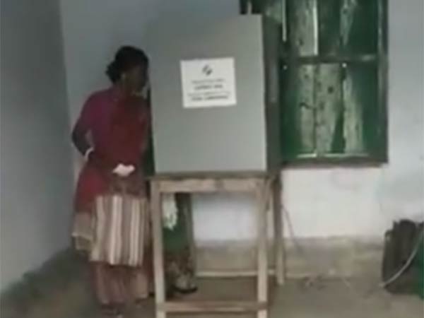 It is not known whether 100 percent polling can be done in India It is not known whether 100 percent polling can be done in India