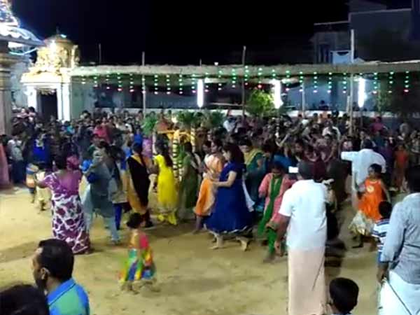 Womans danced in Temple festival at Sathiyamangalam Womans danced in Temple festival at Sathiyamangalam