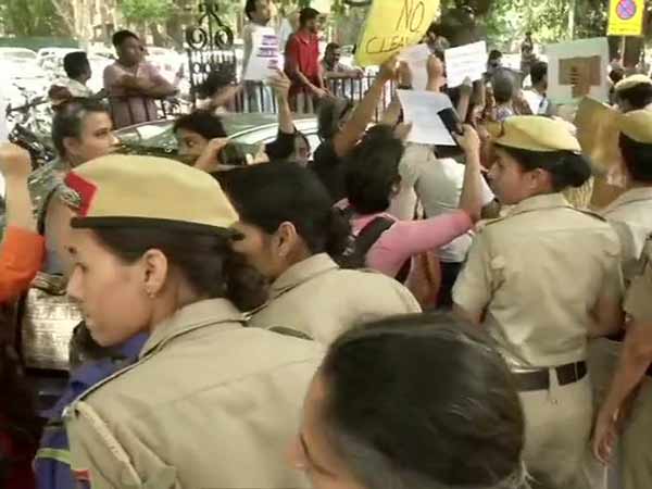 Women lawyers and activists today held a protest outside the SC against CJI Ranjan Gogoi Women lawyers and activists today held a protest outside the SC against CJI Ranjan Gogoi