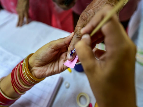 Ink will be applied for centre finger in TN byelections Ink will be applied for centre finger in TN byelections