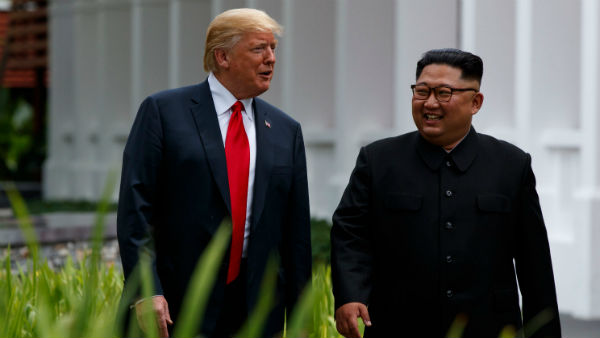 Trump and Kim meets in North Korea border Trump and Kim meets in North Korea border
