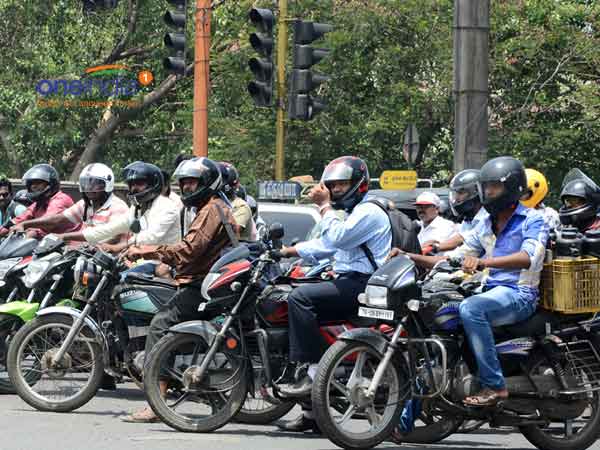 போலீஸ் அதிரடி