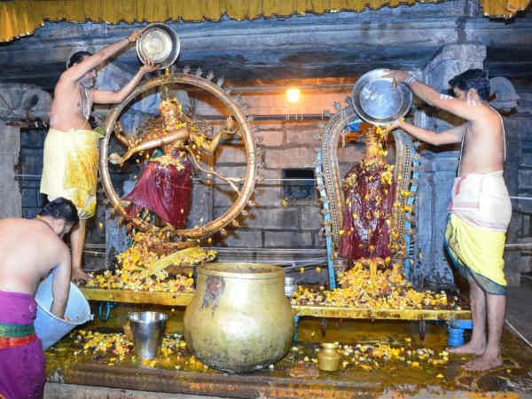 பத்து நாட்கள் கோலாகலம்