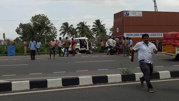 5 dead in a freak accident near Coimbatore 5 dead in a freak accident near Coimbatore
