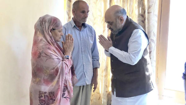 Officer killed in the terrorist attack .. Amit Shah to visit the family Consolation Officer killed in the terrorist attack .. Amit Shah to visit the family Consolation