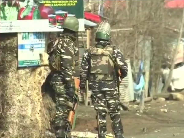 Heavy gunfire in Kashmir, 4 militants killed in action Heavy gunfire in Kashmir, 4 militants killed in action