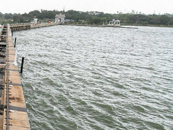 காவிரியில் நீர்