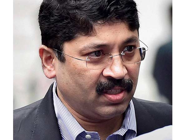 புகுத்துகிறீர்கள்