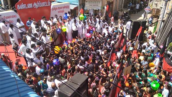 DMK protesting in Chennai over water scarcity DMK protesting in Chennai over water scarcity