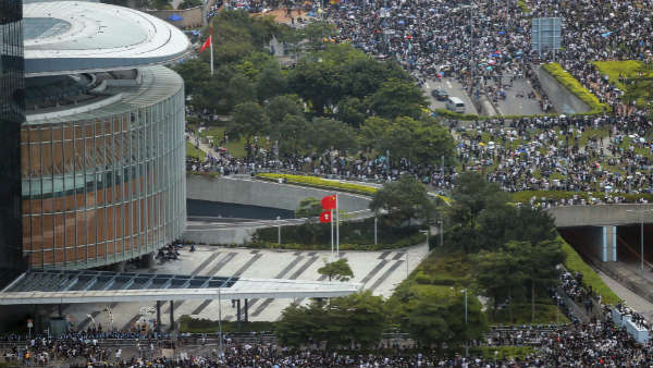 Hong Kong Protest continue over extradition bill Hong Kong Protest continue over extradition bill