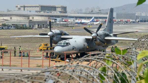 Rescue team successful air droped by Indian Air Force in AN32 crash site Rescue team successful air droped by Indian Air Force in AN32 crash site