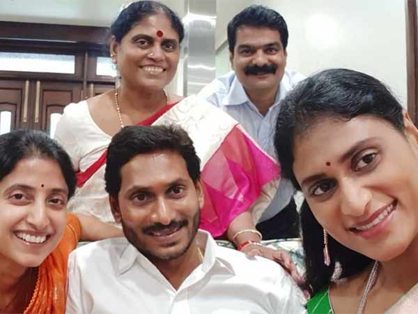 who is behind the exclusion of roja from ap cabinet who is behind the exclusion of roja from ap cabinet