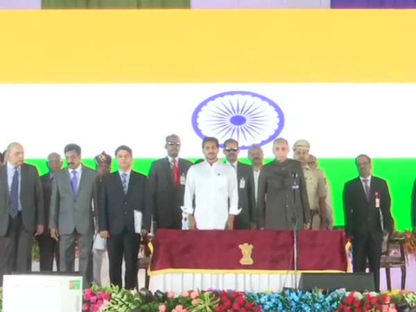 இன்று பதவியேற்பு