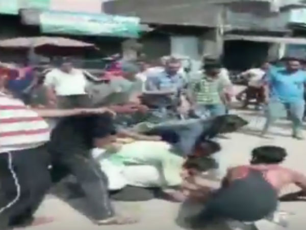 Two Army jawans thrashed by restaurant employees in Baghpat Two Army jawans thrashed by restaurant employees in Baghpat