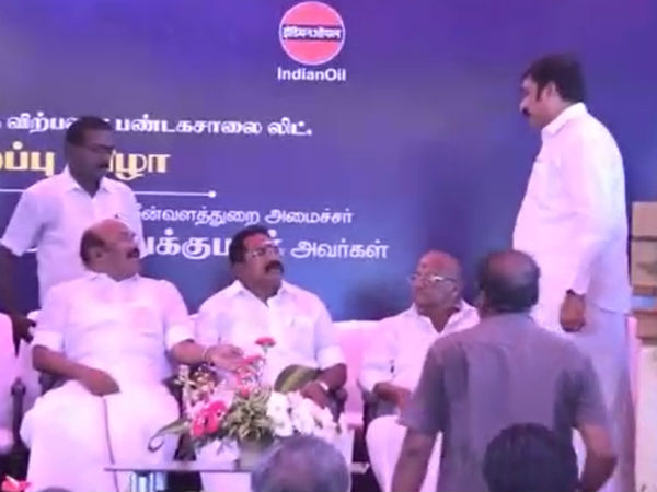 AIDMK dt Secretary clashes with minister Jayakumar AIDMK dt Secretary clashes with minister Jayakumar