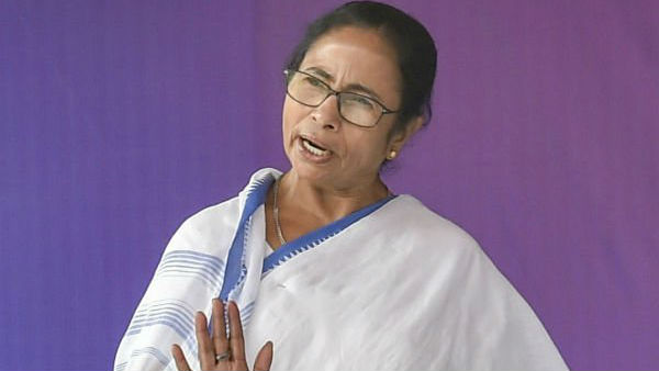 For the last five years, the country went through a ‘Super Emergency, Mamata banerjee Tweet For the last five years, the country went through a ‘Super Emergency, Mamata banerjee Tweet