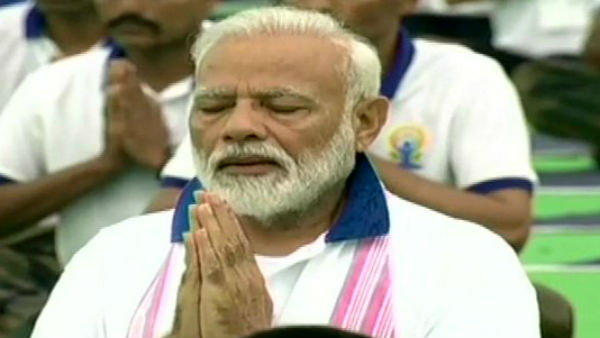 International Yoga Day: Modi leads celebrations in Ranchi International Yoga Day: Modi leads celebrations in Ranchi