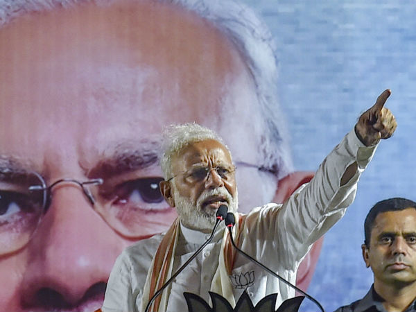 PM Modi slams Opposition parites on EVM issue PM Modi slams Opposition parites on EVM issue