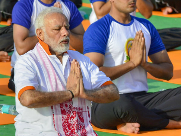 PM Modi Yoga with 30,000 people in Ranchi on june 21 PM Modi Yoga with 30,000 people in Ranchi on june 21