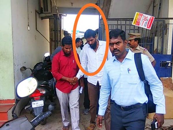 4 பயங்கரவாதிகள் கைது