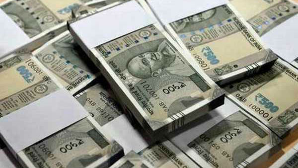 New tax will apply More than Rs 10 lakh withdraw from bank..Central Government new plan New tax will apply More than Rs 10 lakh withdraw from bank..Central Government new plan