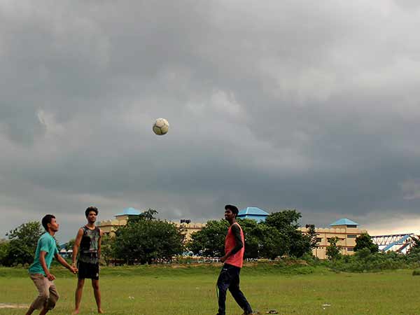 இடியுடன் கூடிய கன மழை