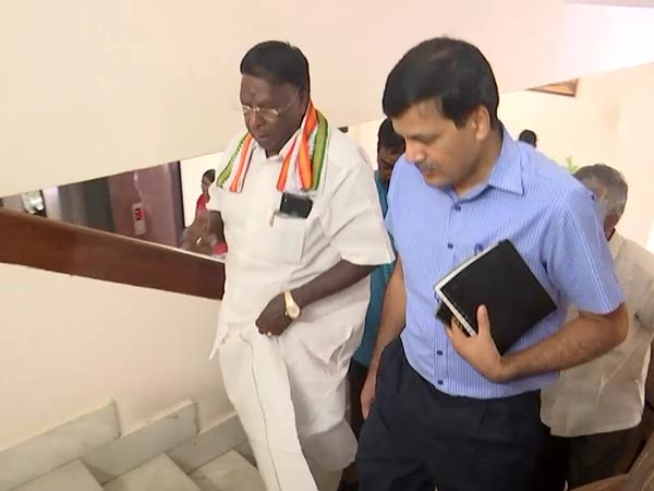 No personal hostility on Kiran Bedi.. Narayanasamy interviewed No personal hostility on Kiran Bedi.. Narayanasamy interviewed