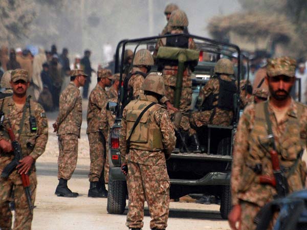pakistan military rare move to cuts defenc budget amid financial crisis pakistan military rare move to cuts defenc budget amid financial crisis