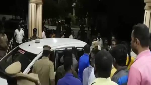 கண் மருத்துவமனையில் சிகிச்சை