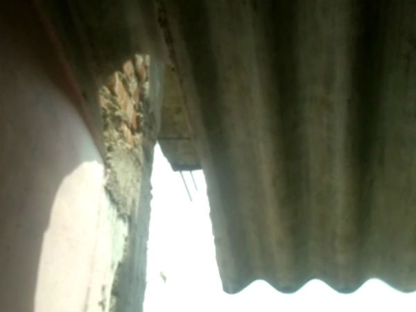govt officers house looted govt officers house looted