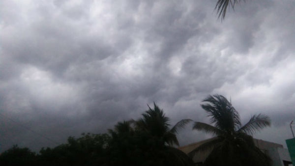 Mild rainfall in Chennai and surrounding areas. Due to the enveloping clouds Mild rainfall in Chennai and surrounding areas. Due to the enveloping clouds