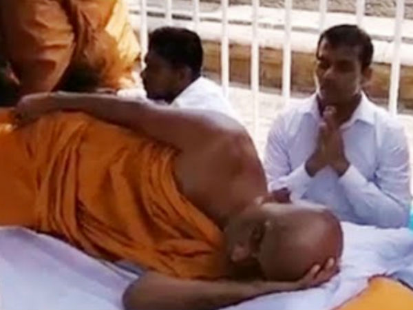 பிக்குகள் போராட்டம்
