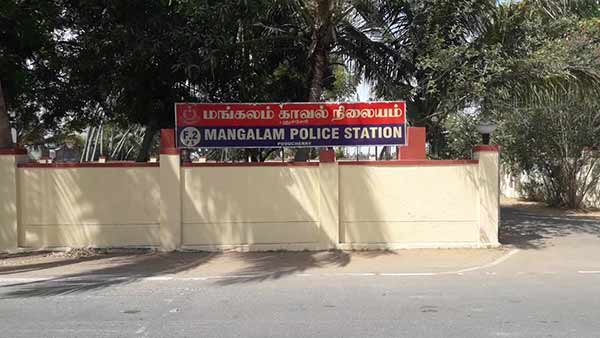 Sand mafias arrested in Pondicherry and seized bullock carts Sand mafias arrested in Pondicherry and seized bullock carts