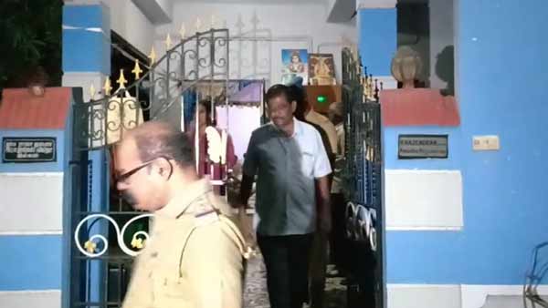தாத்தா.. தாத்தா