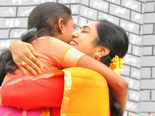 Viral Photo about Congress Jothimani and DMK Tamizhachi Thanga Pandian Viral Photo about Congress Jothimani and DMK Tamizhachi Thanga Pandian