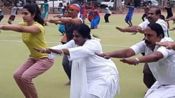 நெட்டிசன்கள் பாராட்டு