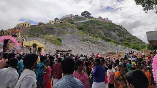 எறும்புகள் காட்டிய முருகன்